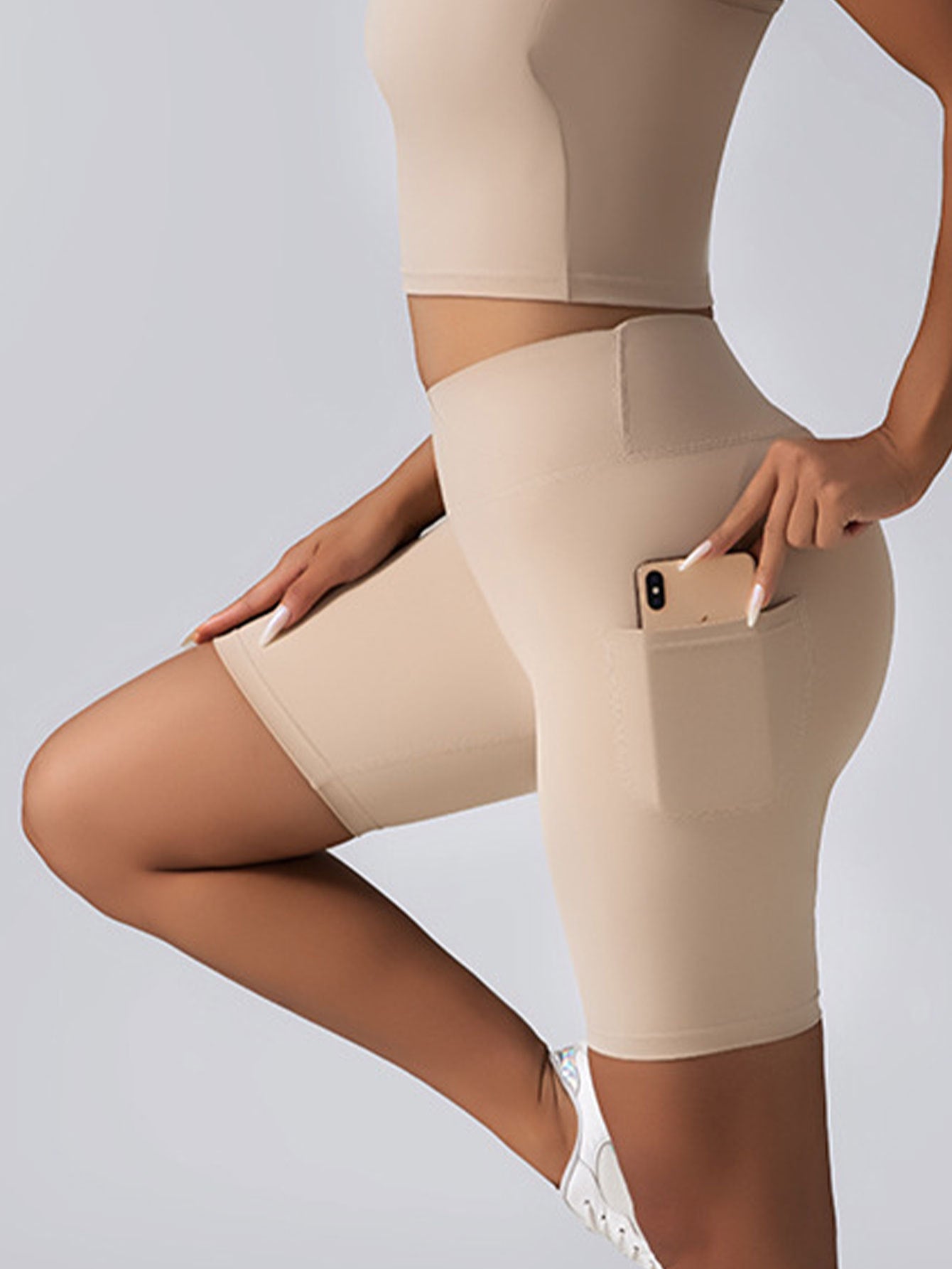 Women’s Seamless Biker Shorts – High-Waist Tummy Control with Pockets - ShopElika
