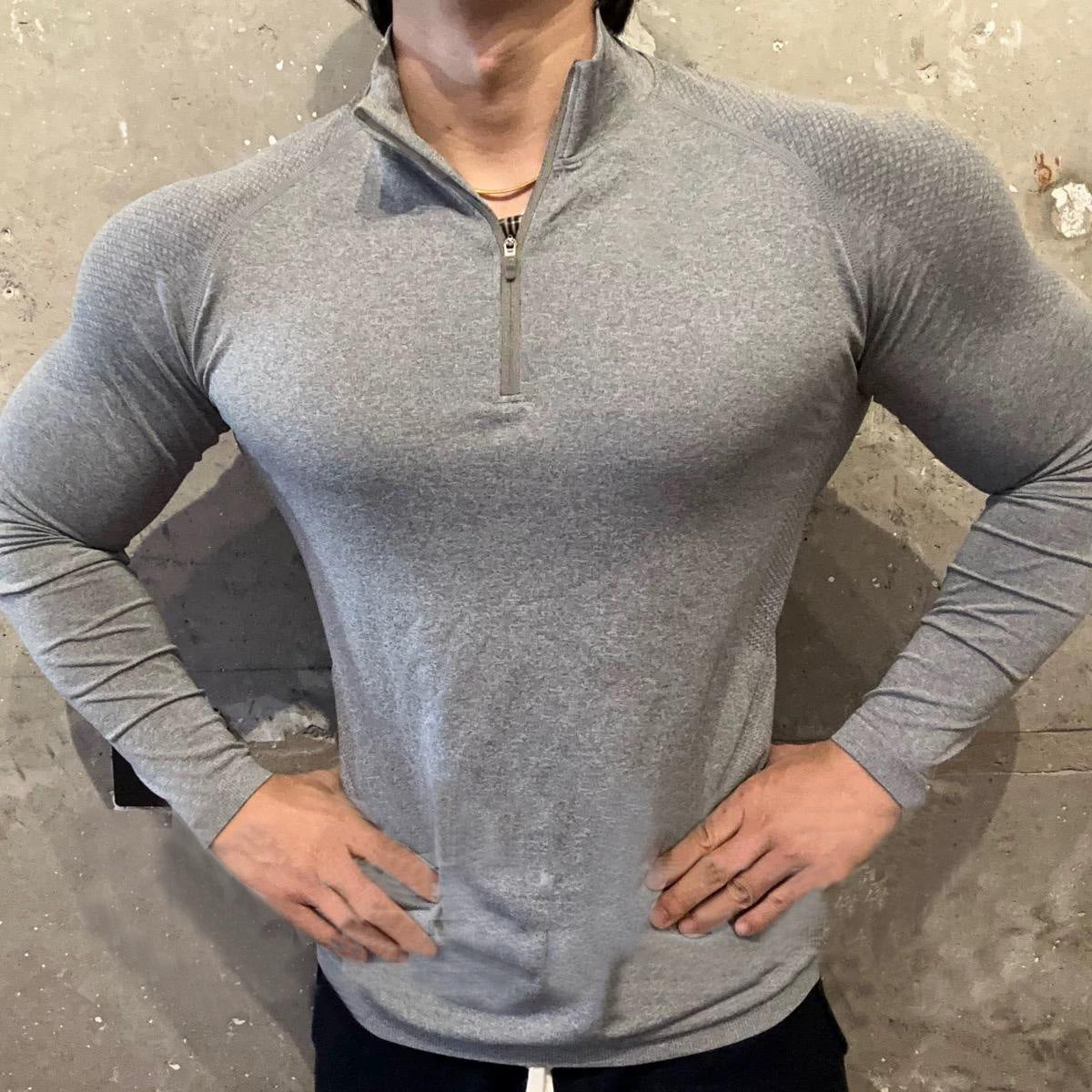 Seamless Long-Sleeve Zipper Training Top—Slim Fit Outdoor Fitness Wear - ShopElika